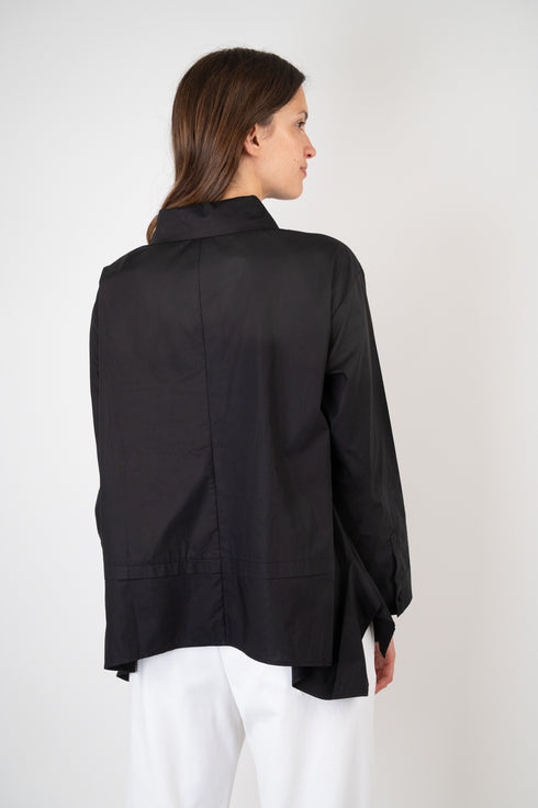 Asymmetrisches Hemd